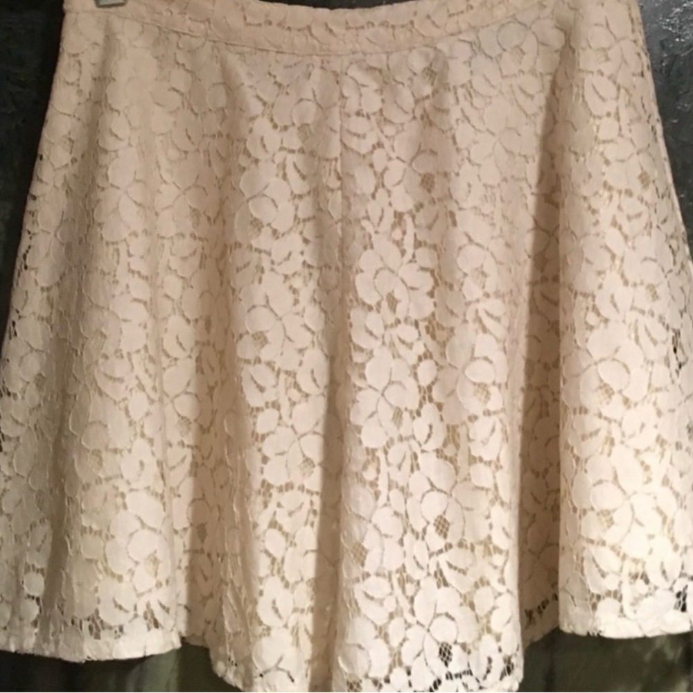 Topshop pretty flaired lace mini skirt